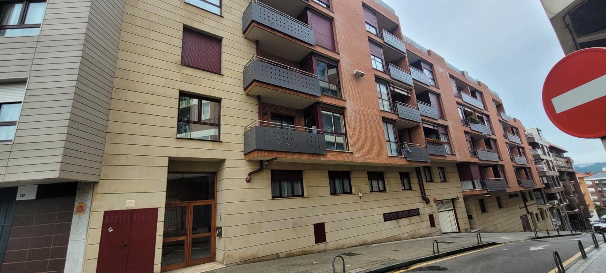Cozy Yellow Home In Getxo Esterno foto